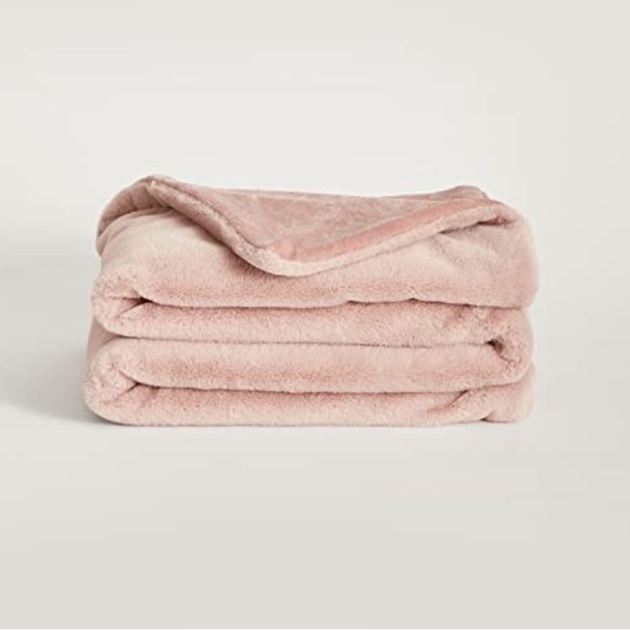 Lil’ Marsh Rosy Baby Blush Pink Unhide Blanket - Picture 3 of 5